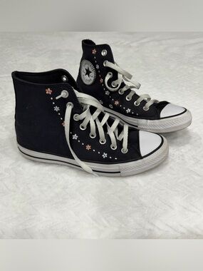 Floral converse